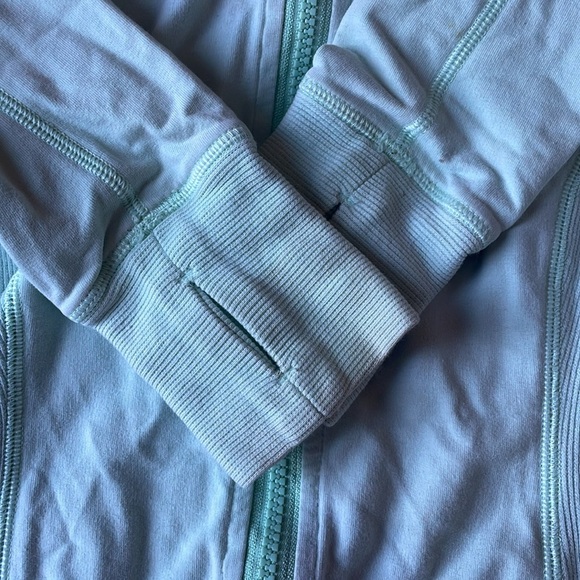 Lululemon full zip race length - Picture 5 of 13